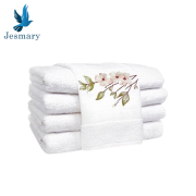 CÁC MẪU KHĂN SANG TRỌNG, CAO CẤP DÀNH CHO SPA, TIỆM NAIL, SALON